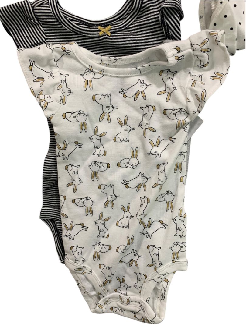 Size 6 Months Baby Girl Carters New Pack of 5 One Piece Short Sleeve Bunny Gray