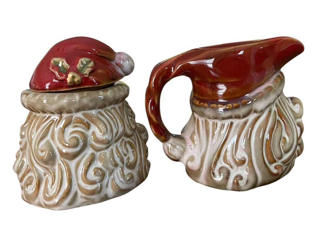 Holiday Santa Ceramic Creamer and Sugar Set Retro Look New