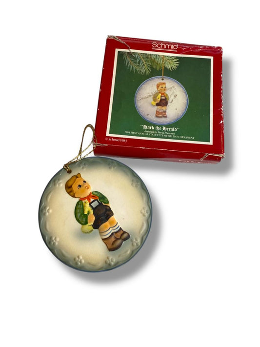 1984 Schmid Hark the Herald Statuette Medallion Ornament 3" in Box