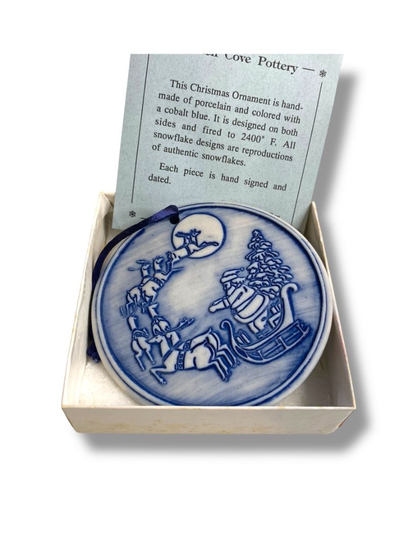 1992 Hidden Cove Pottery Signed Ornament Snowflake Santa 3.5"