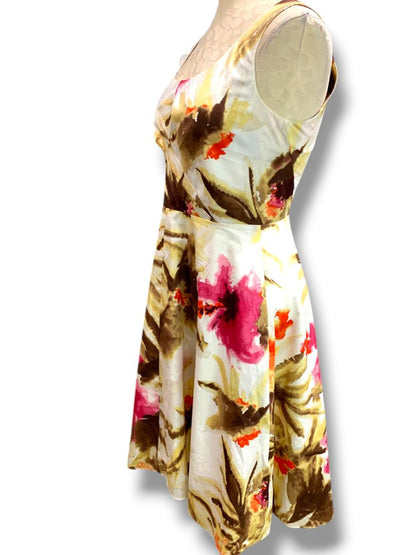 Size 4P Talbtots Petites Stretch A-Line Floral Sundress Sleeveless
