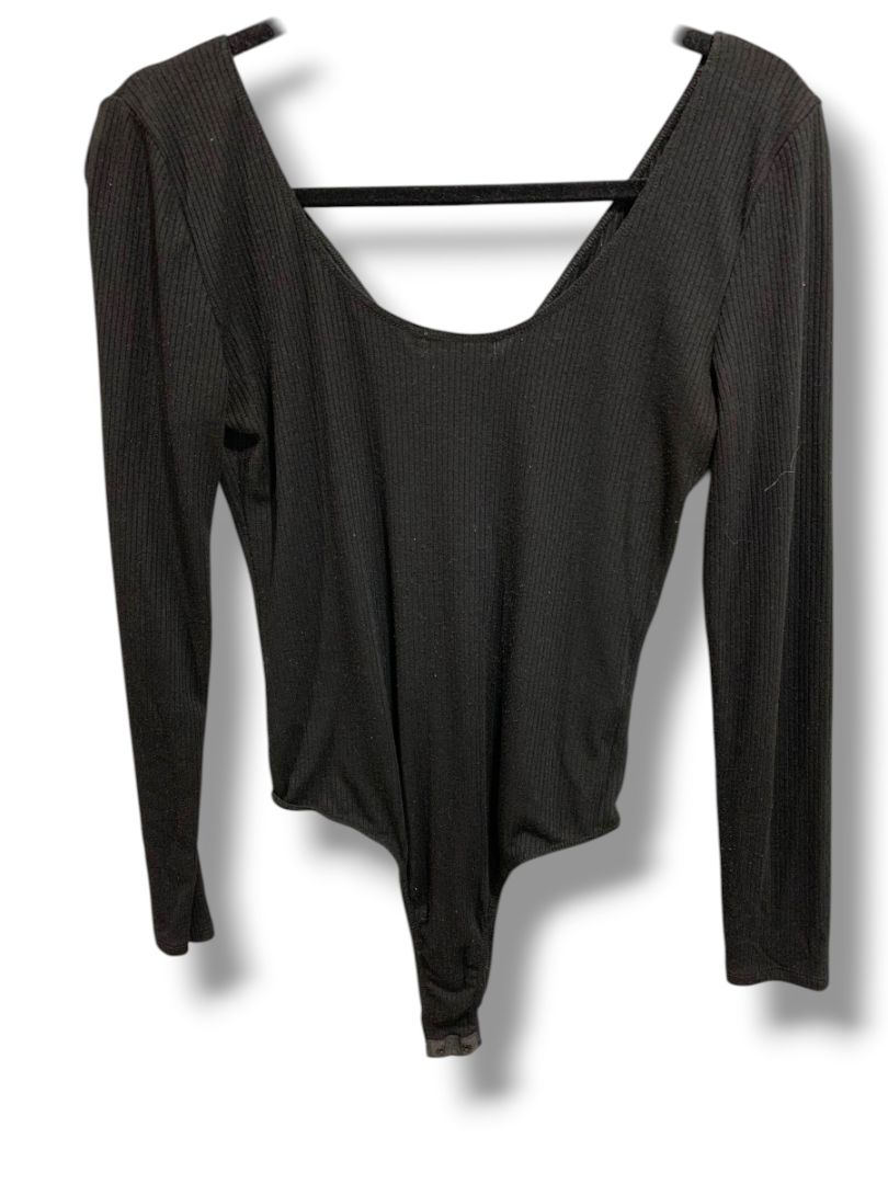 Medium Heart Hips Womens Black Body Suit Ribbed V-Neck