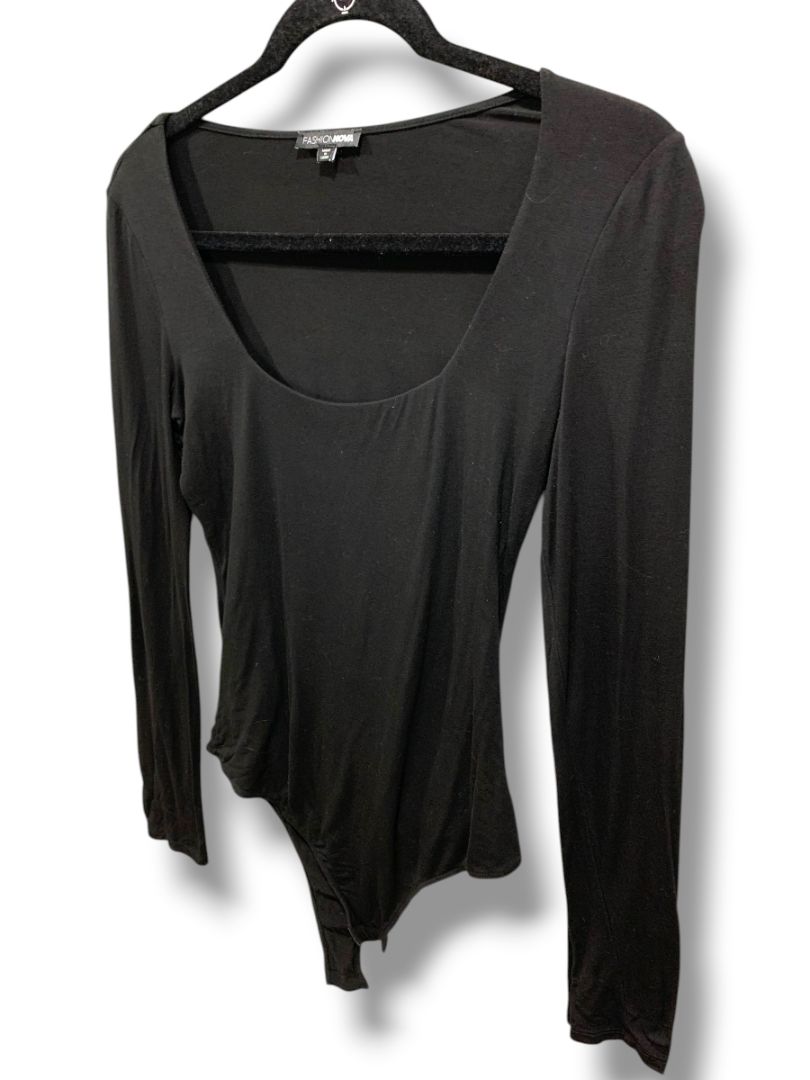 Medium Fashion Nova Womens Black Body Suit Lightweight Soft Long Sleeve Scoop Neck