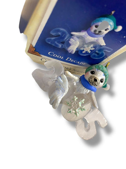2005 Hallmark Keepsake Ornament Cool Decade Collectors Series QX2195