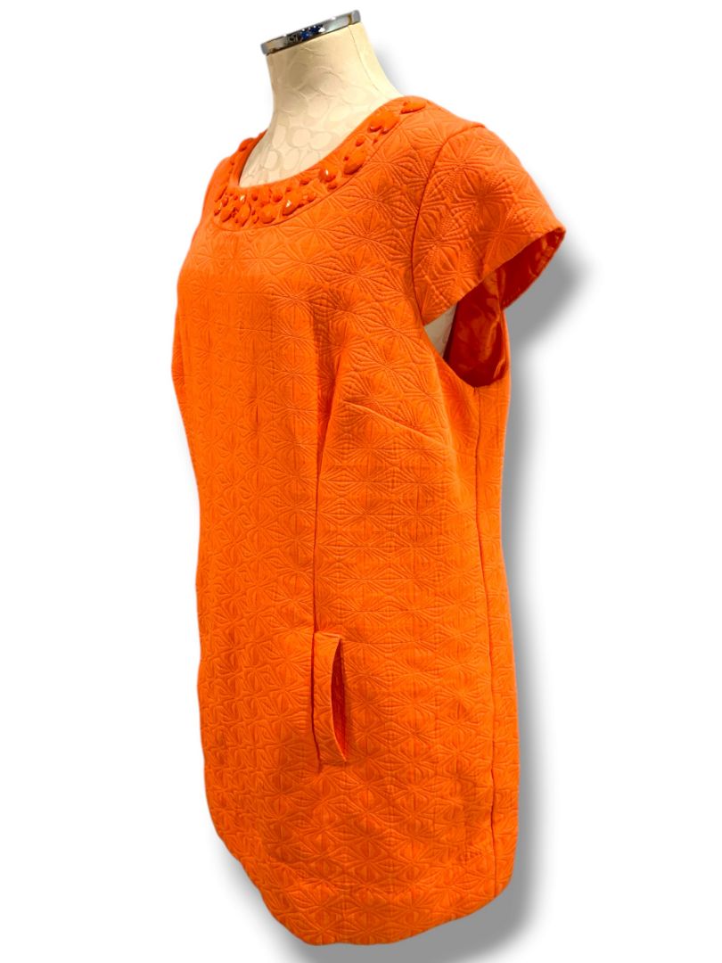 Size 18W Sandra Darren Orange Shift Dress Pockets Beaded Neckline Lined Cap Sleeve