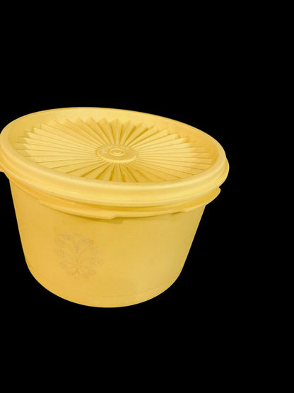 Vintage Tupperware Bright Yellow Servalier Nesting Canister 1810-19 298-12