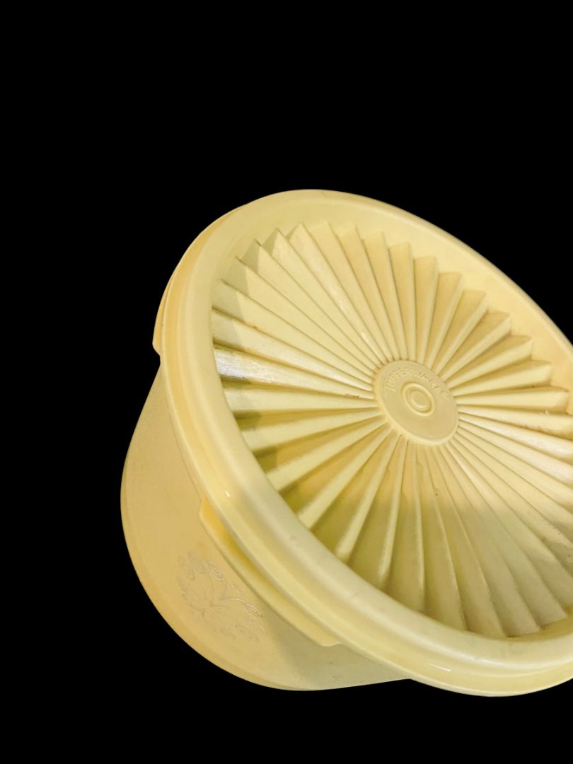 Vintage Tupperware Bright Yellow Servalier Nesting Canister 1810-19 298-12