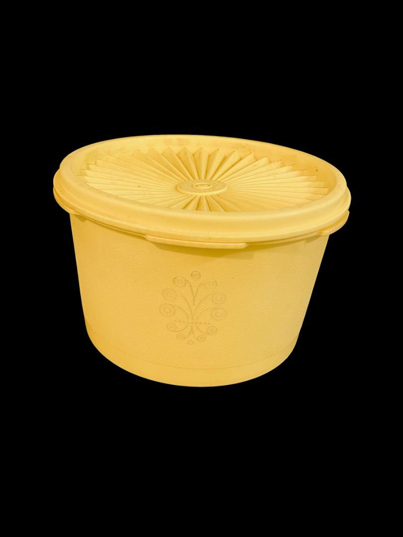 Vintage Tupperware Bright Yellow Servalier Nesting Canister 1810-17 298-11