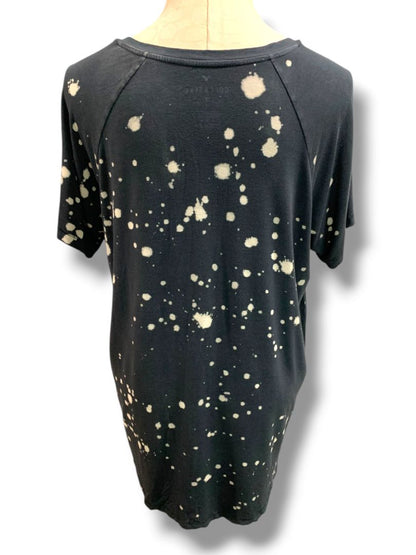 Medium American Eagle Soft & Sexy Womens Tshirt V-Neck Black Bleach Splatter Pattern