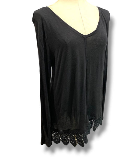 Small Hinge Womens Front Back V-Neck Shirt Crochet Hem Long Sleeve Lightweight