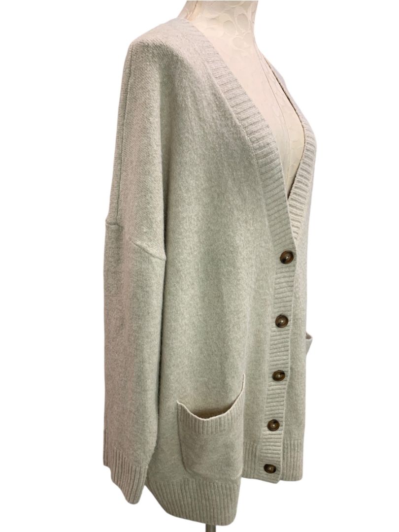 Size 2X Torrid Womens Soft Tan Cardigan Sweater Classic Style