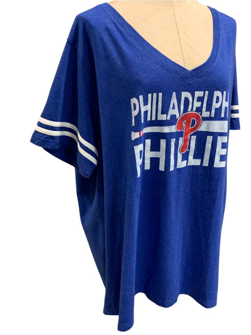 Size 4X Womens Blue Philadelpha Phillies V-Neck Tshirt Soft as a Grape