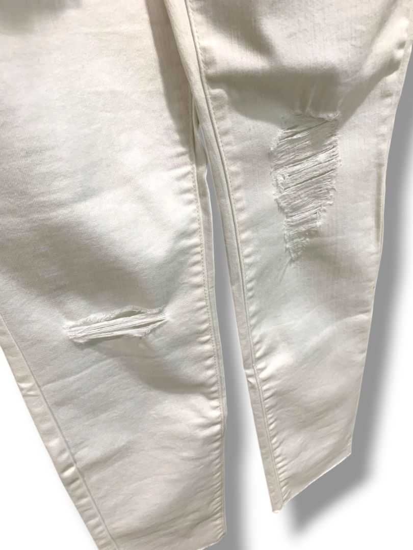 Size 8 Univeral Thread Womens New White Distressed Jeans Raw Hem