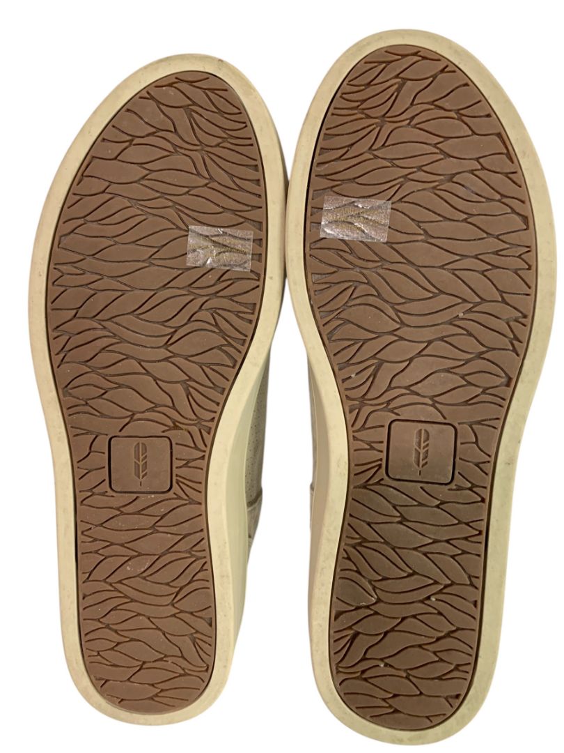 Size 10 Revitalign Womens Orthotic Perforated Suede Mid-Top Sneakers Emma