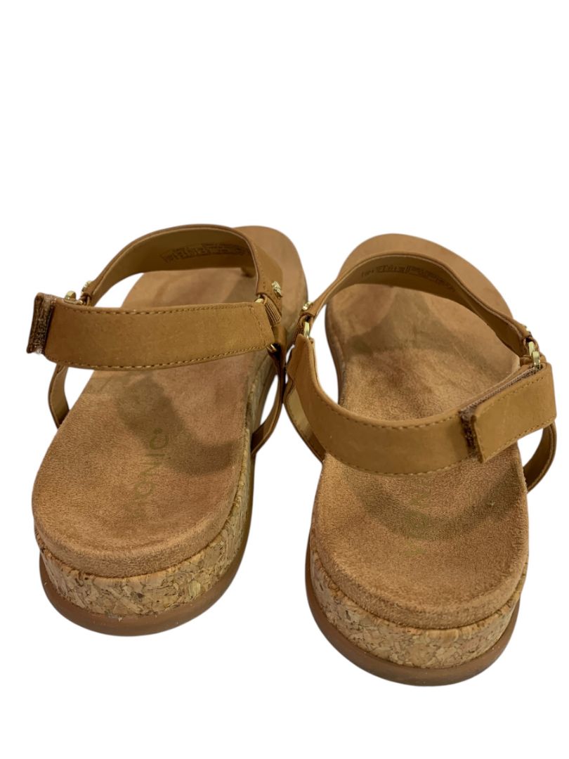 Size 10 Vionic Kirra II Womens Thong Sandals Camel Brown Nubuck