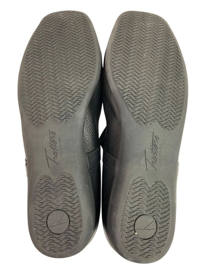 Size 10WW Trotters Extra Wide Womens Black Leather Mary Jane Flat Shoes