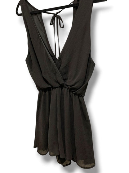 Medium Final Touch Romper Shorts Tie Back Plunge Neckline Flowy