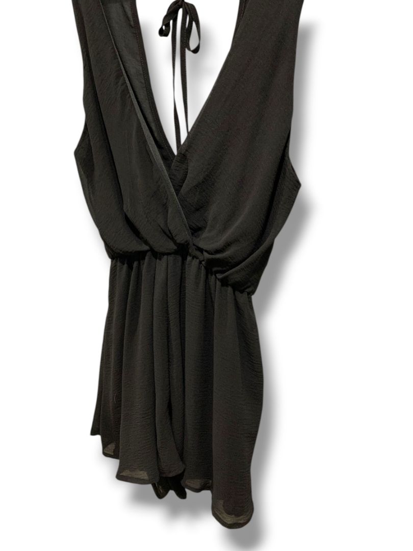 Medium Final Touch Romper Shorts Tie Back Plunge Neckline Flowy