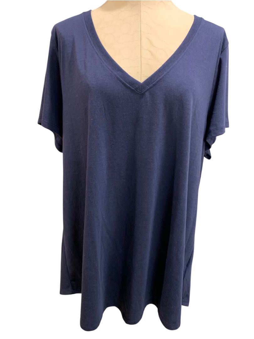 Size 3X torrid Womens V-Neck Navy Blue Classic Fit Tshirt