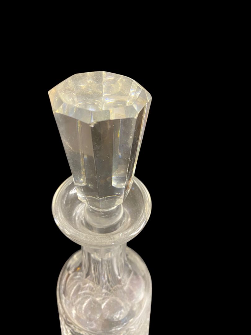 Waterford Crystal Alana Pattern Wind Decanter and Stopper 13"h Cross Hatch Pattern