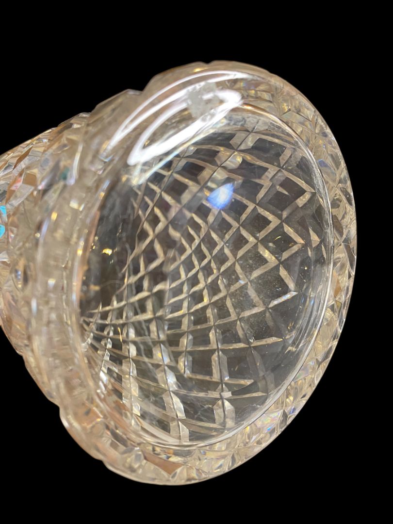 Waterford Crystal Alana Pattern Wind Decanter and Stopper 13"h Cross Hatch Pattern