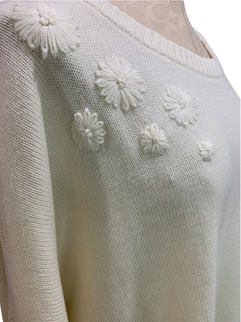 Size 4X Candace Cameron Bure Womens Cream Soft Sweater