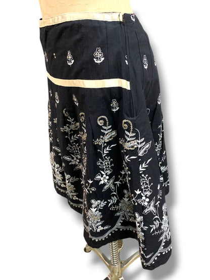 Size 14 Torrid New A-Line Sequin Embellished Black Skirt White Floral