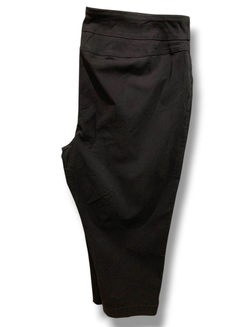 Size 22W Coldwater Creek Womens Plus Size Pull On Black Pants Stretch Crop
