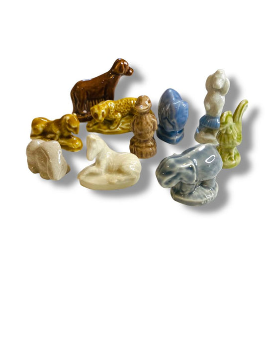 Vintage Lot of 10 Wade Red Rose Tea Ceramic Figurines Animals Approx 1.5"