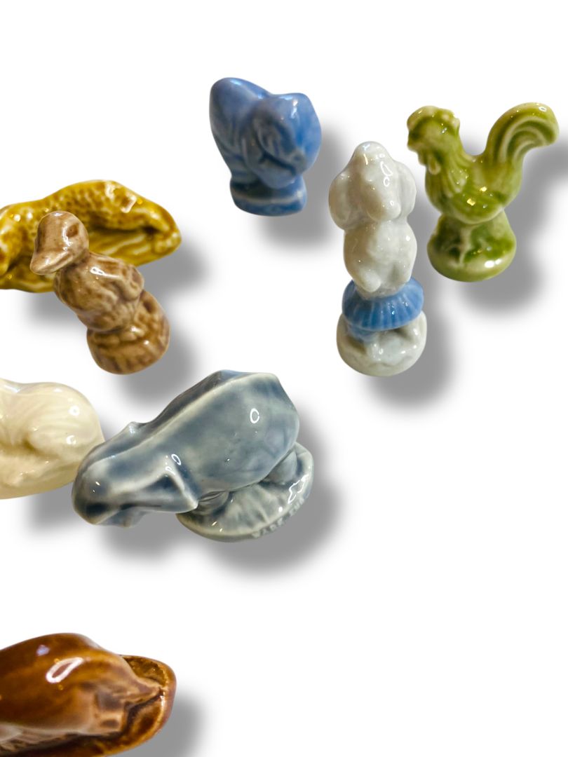 Vintage Lot of 10 Wade Red Rose Tea Ceramic Figurines Animals Approx 1.5"