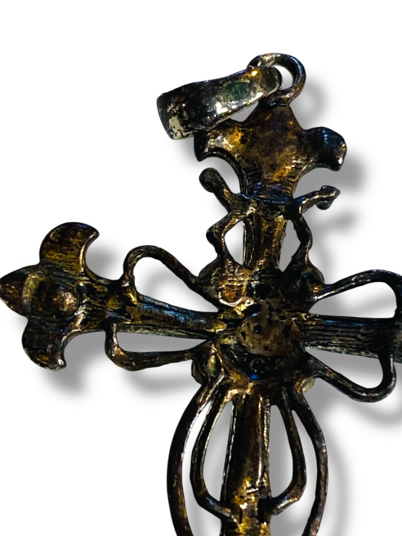 Vintage Silvertone Filigree Faux Turquoise Pendant 2.5"