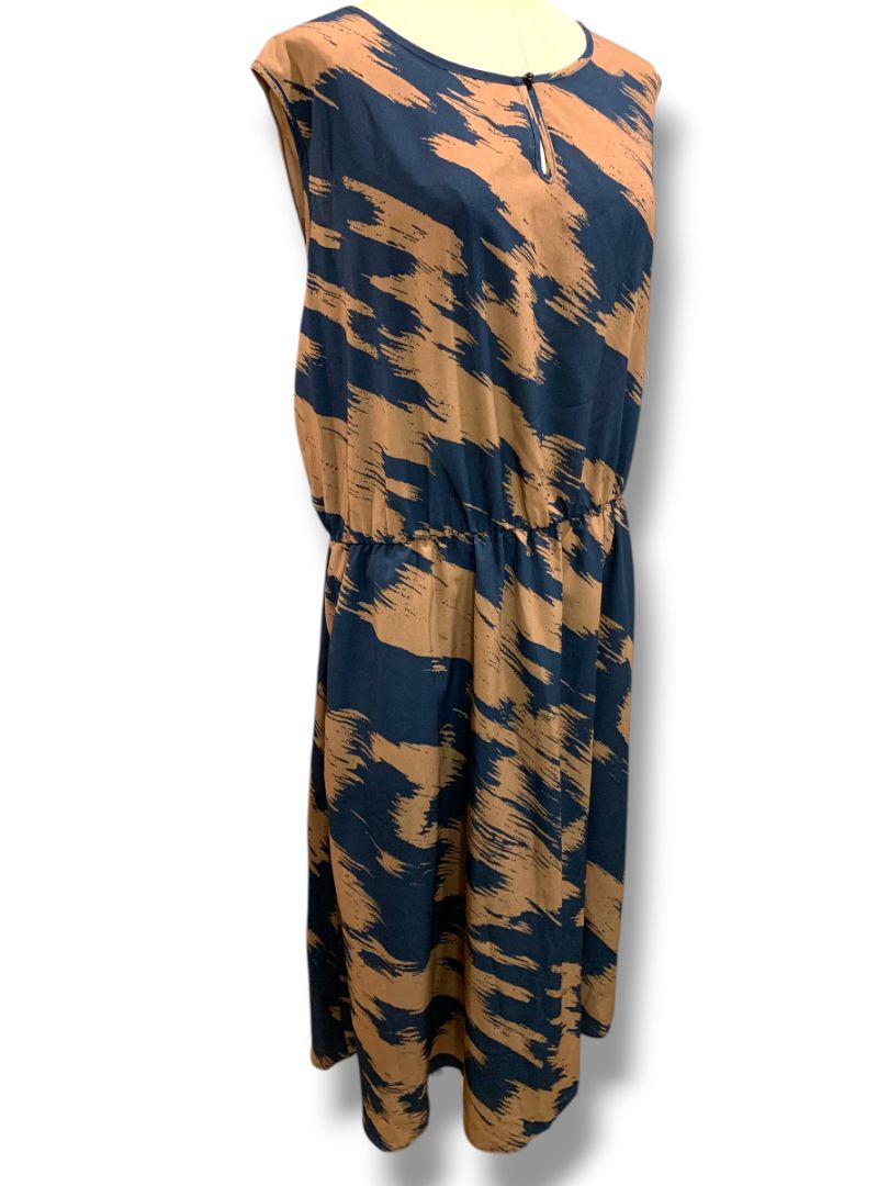 28 (5X) BloomChic Plus Size New Dress Abstract Print Brown Black Sleeveless