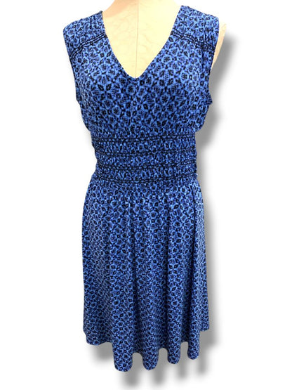 Medium Daisy Fuentes Blue V-Neck Sleeveless Print Dress Smocked Waist
