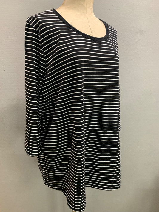 Size 1X Catherines Suprema Collection Womens Black White Striped Shirt Knit