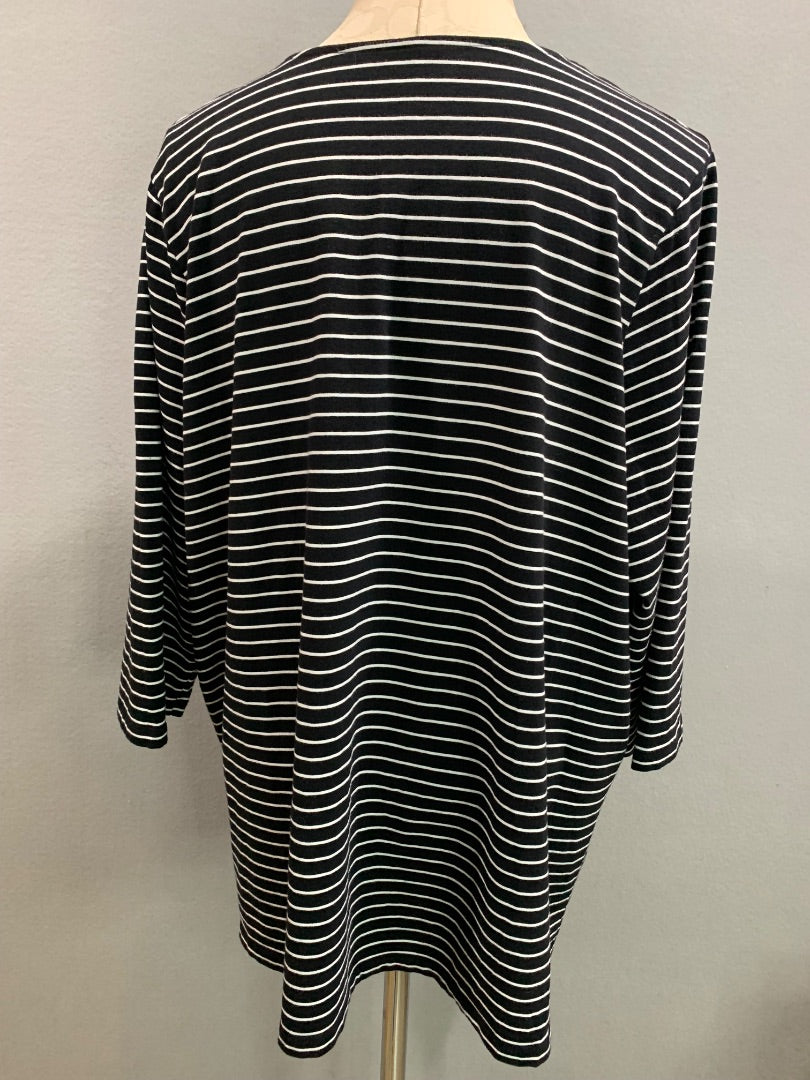 Size 1X Catherines Suprema Collection Womens Black White Striped Shirt Knit