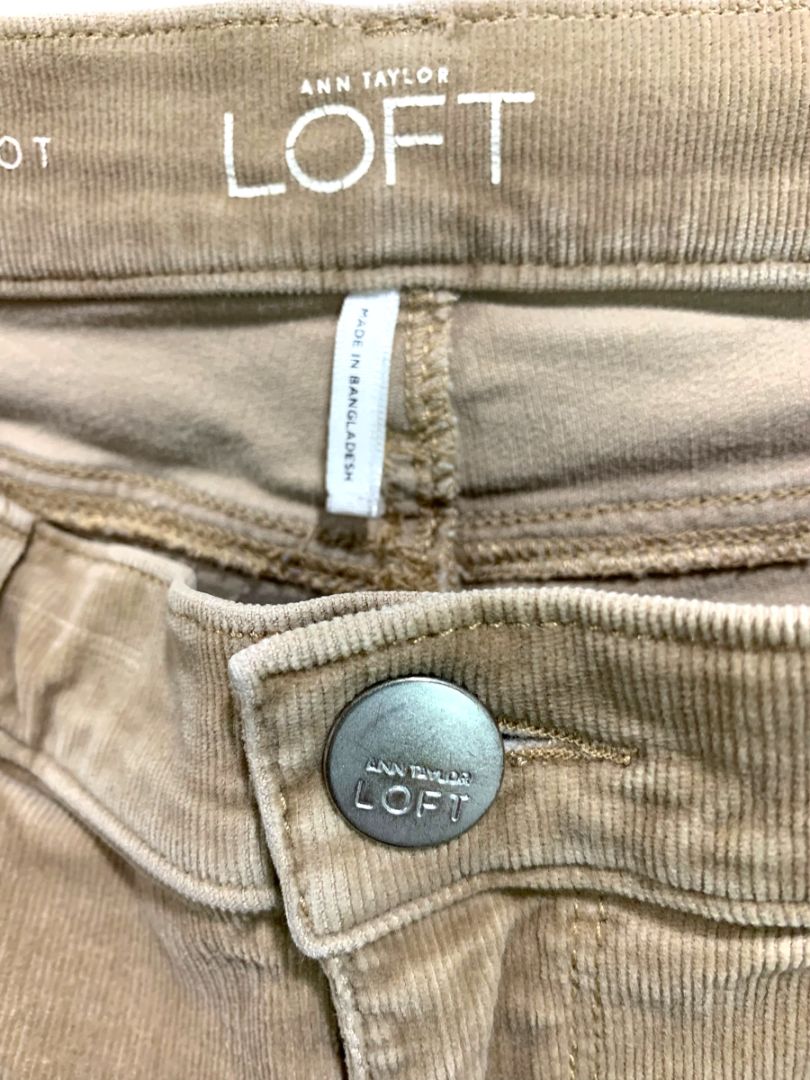 Size 6P (28) Loft Petite Womens Tan Corduroy Pants Modern Boot Cut