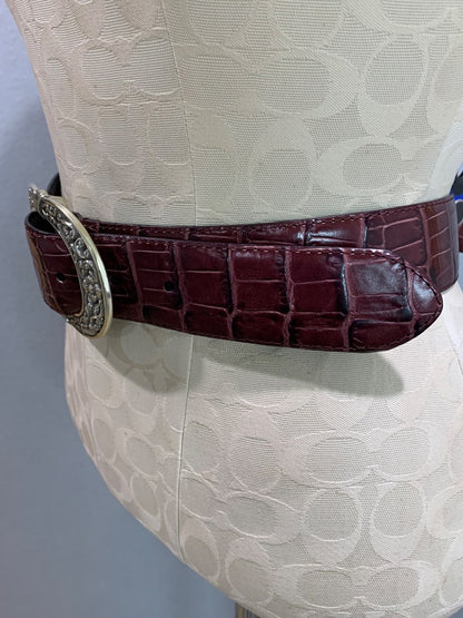 Size XL (36) Womens Brown Embossed Faux Leather Belt 1.5". Silvertone Buckle