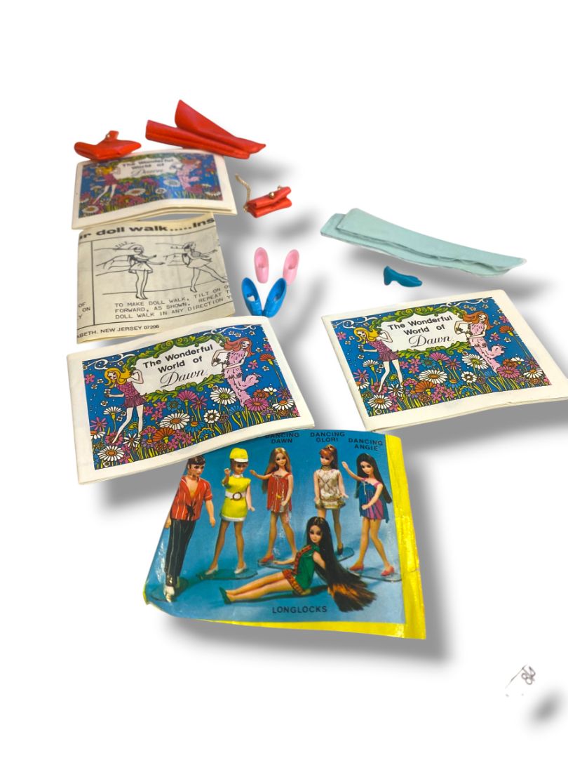 1960s The Wonderful World of Dawn Doll Accessories and Booklets Assorted