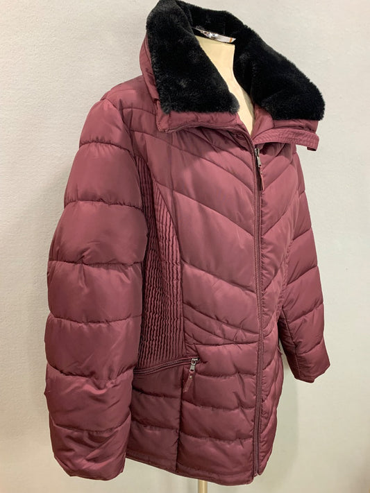 Size 2X Monroe & Main Womens Burgundy Puffer Jacket Packable Hood