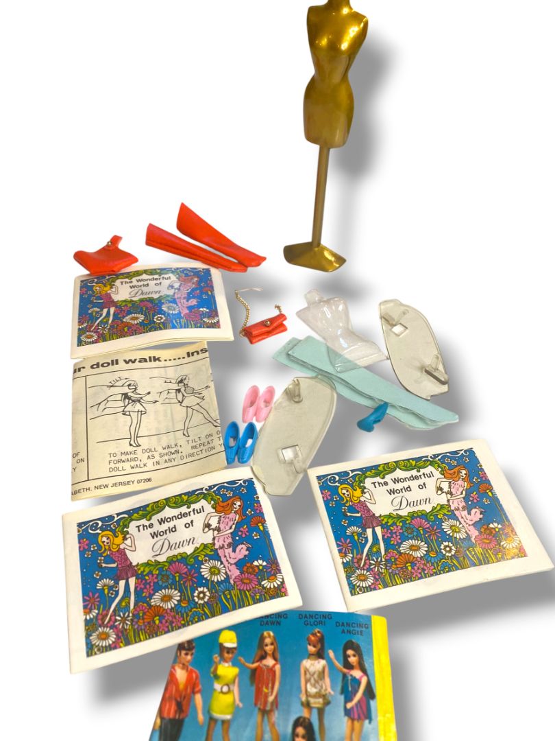 1960s The Wonderful World of Dawn Doll Accessories and Booklets Assorted