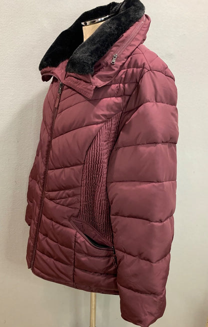 Size 2X Monroe & Main Womens Burgundy Puffer Jacket Packable Hood
