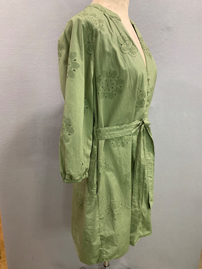 Medium Cynthia Rowley Sage Green Eyelet Poplin Cotton Belted Dress