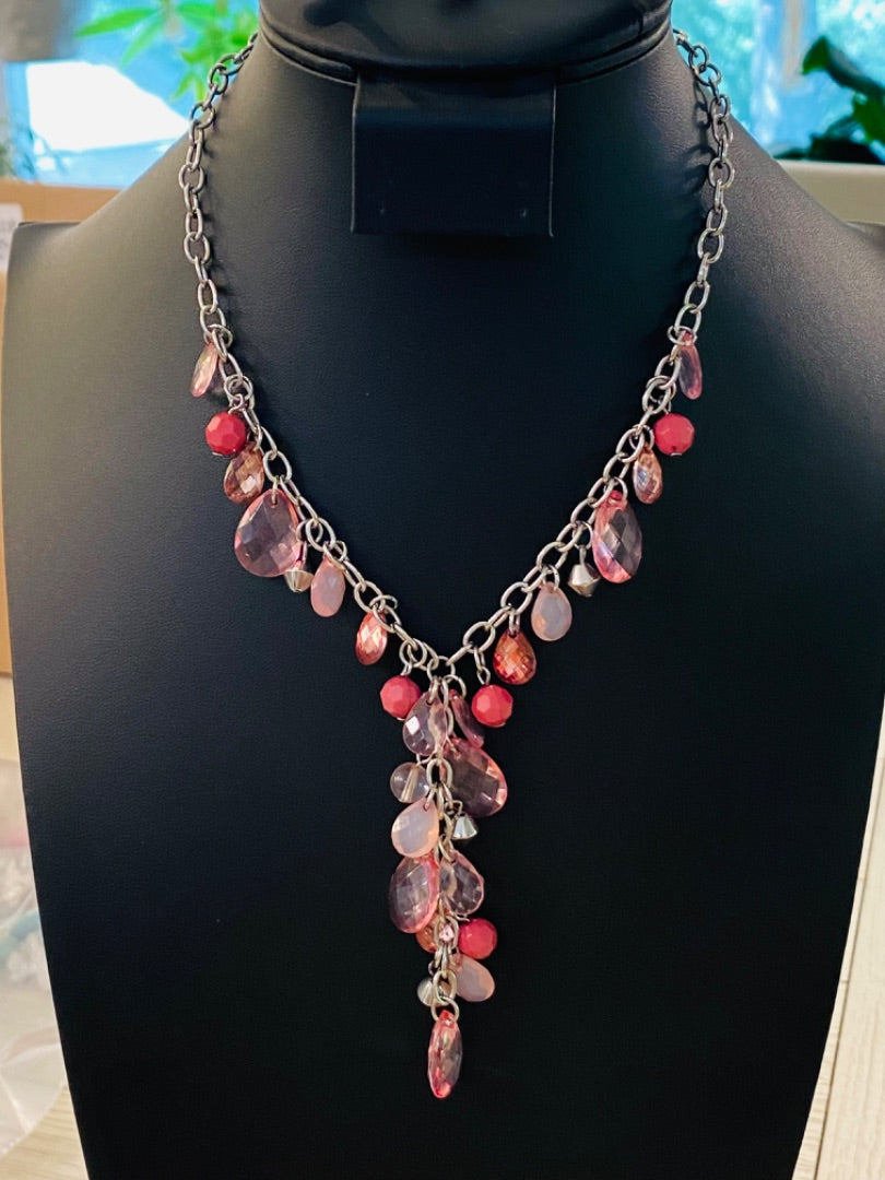 Silvertone Necklace Pink and Mauve Acrylic Faceted Beads 16-19" with 3" Drop
