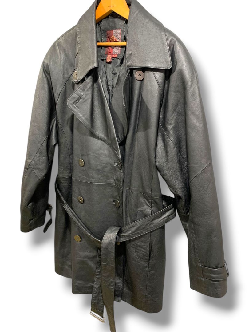 Large G III Womens Vintage Black Stiff Leather Belted Trench Coat Insulated