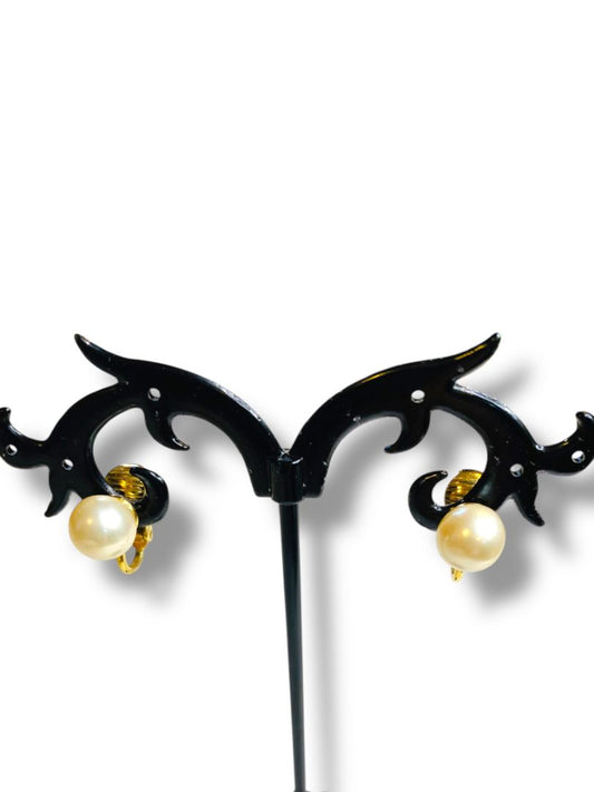 Signed Trifari Vintage Clip On Non-Pierced Earrings Goldtone Faux Pearl .8"