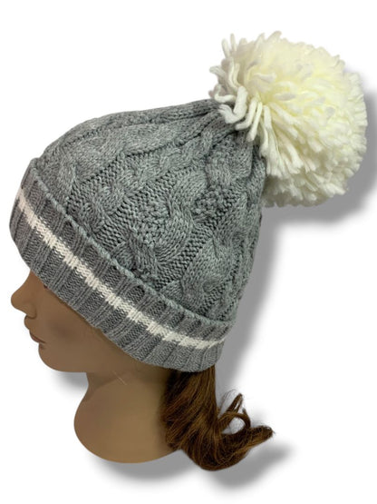 One Size Womens Atmosphere Winter Sweater Knit Beanie Hat PomPom Gray Ivory