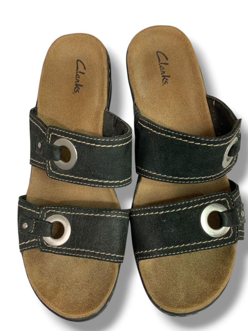 Size 9M Clarks Womens Brown Leather Sandal Slides Lexi Willow Silvertone