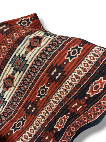 Huntingdon Mills Fleecey Throw Blanket Burgundy Black Print 56 x 62"