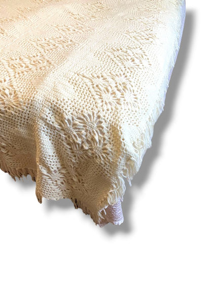 Vintage Crochet Full Queen Bedspread Cream Ecru Diamond Floral 96" x 80"