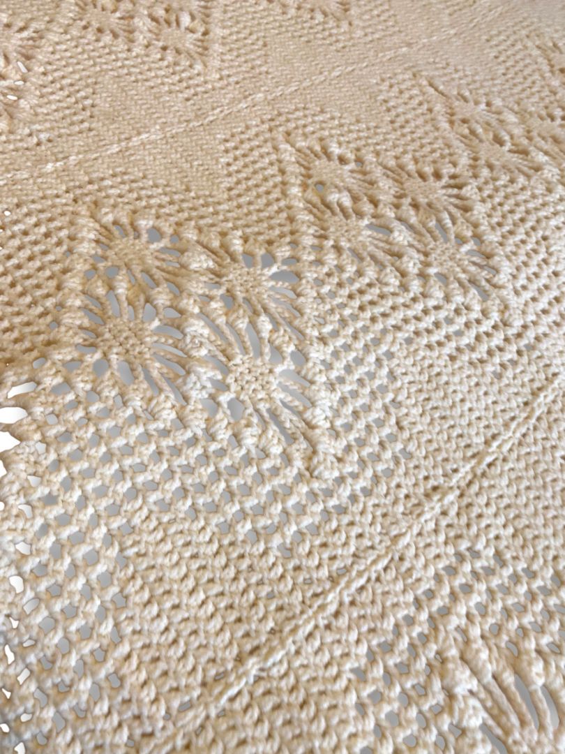 Vintage Crochet Full Queen Bedspread Cream Ecru Diamond Floral 96" x 80"